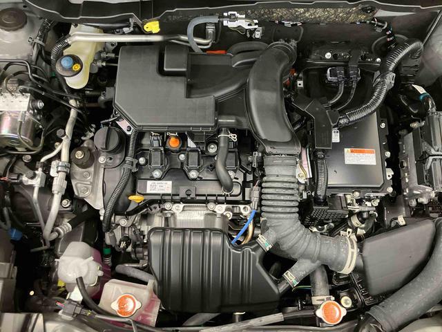 ロッキープレミアムＧ　ＨＥＶスマートアシスト付き　ＨＥＶ車　パノラマカメラ付き　コーナーセンサー　キーフリーシステム　オートライト・ハイビーム　ステアリングスイッチ　アダプティブクルーズコントロール　シートヒーター（鳥取県）の中古車