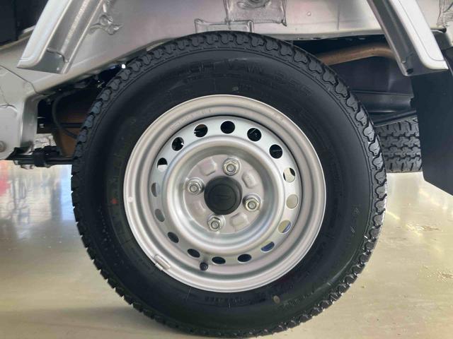 ハイゼットトラックスタンダードスマートアシスト付き　パートタイム４ＷＤ　ラジオ付き　オートライト・ハイビーム　衝突回避支援ブレーキ　誤発進抑制制御機能　ＭＴ車　コーナーセンサー　アイドリングストップ（鳥取県）の中古車