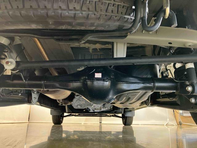 ハイゼットカーゴＤＸスマートアシスト付き　パートタイム４ＷＤ　ラジオ付き　衝突回避支援ブレーキ　誤発進抑制制御機能　オートライト・ハイビーム　パワーウィンドウ　両側スライドドア　ＭＴ車（鳥取県）の中古車