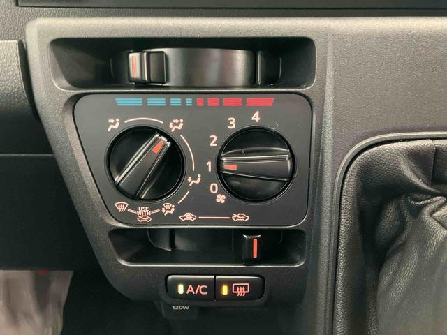 ハイゼットカーゴＤＸスマートアシスト付き　パートタイム４ＷＤ　ラジオ付き　衝突回避支援ブレーキ　誤発進抑制制御機能　オートライト・ハイビーム　パワーウィンドウ　両側スライドドア　ＭＴ車（鳥取県）の中古車