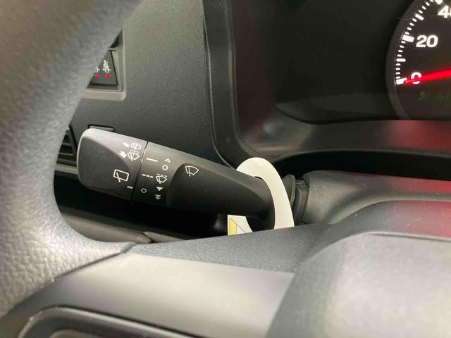 ハイゼットカーゴＤＸスマートアシスト付き　パートタイム４ＷＤ　ラジオ付き　衝突回避支援ブレーキ　誤発進抑制制御機能　オートライト・ハイビーム　パワーウィンドウ　両側スライドドア　ＭＴ車（鳥取県）の中古車