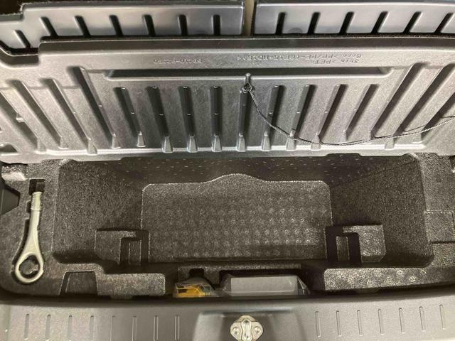 ムーヴキャンバスＸホワイトアクセントリミテッド　ＳＡIIIスマートアシスト付き　ナビゲーションシステム付き　パノラマモニター付き　ドライブレコーダー付き　両側電動スライドドア　オートライト・ハイビーム　キーフリーシステム　ステアリングスイッチ（鳥取県）の中古車