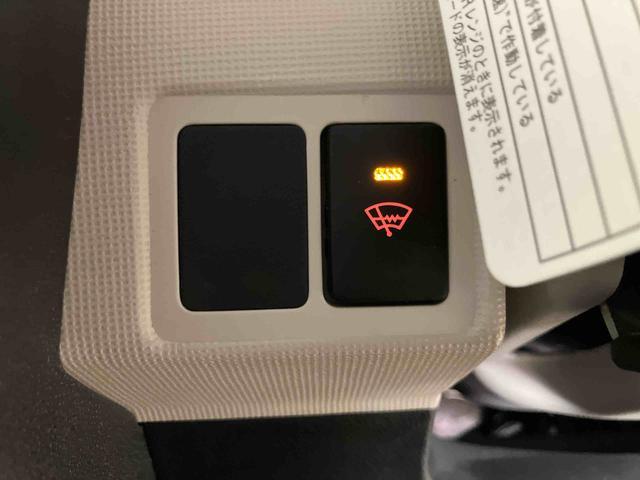 ムーヴキャンバスＧメイクアップＶＳ　ＳＡIIIスマートアシスト付き　ナビゲーションシステム付き　パノラマモニター付き　ドライブレコーダー付き　両側電動スライドドア　ステアリングスイッチ　キーフリーシステム　オートライト・ハイビーム（鳥取県）の中古車