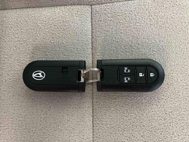 ムーヴキャンバスＧメイクアップＶＳ　ＳＡIIIスマートアシスト付き　ナビゲーションシステム付き　パノラマモニター付き　ドライブレコーダー付き　両側電動スライドドア　ステアリングスイッチ　キーフリーシステム　オートライト・ハイビーム（鳥取県）の中古車