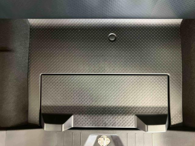 トールカスタムＧ　リミテッドII　ＳＡIIIスマートアシスト付き　ナビゲーションシステム付き　パノラマモニター付き　ドライブレコーダー付き　クルーズコントロール　両側電動スライドドア　シートヒーター　オートライト・ハイビーム　オートエアコン（鳥取県）の中古車