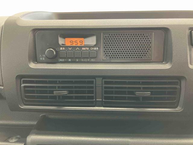 ハイゼットカーゴＤＸスマートアシスト付き　パートタイム４ＷＤ　ラジオ付き　衝突回避支援ブレーキ　誤発進抑制制御機能　オートライト・ハイビーム　パワーウィンドウ　両側スライドドア　ＭＴ車（鳥取県）の中古車