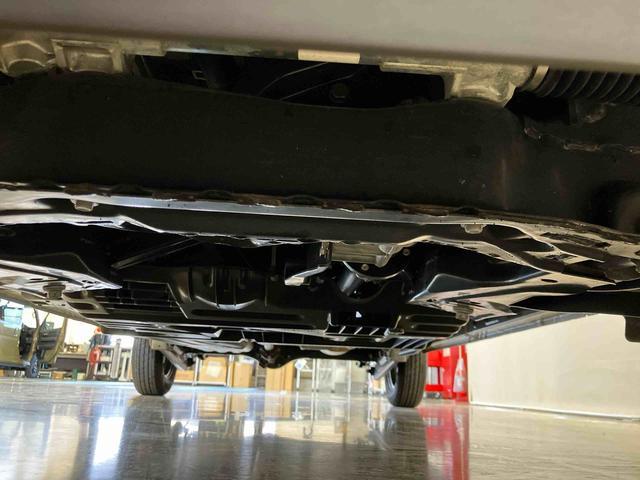 ハイゼットカーゴＤＸスマートアシスト付き　パートタイム４ＷＤ　ラジオ付き　衝突回避支援ブレーキ　誤発進抑制制御機能　オートライト・ハイビーム　パワーウィンドウ　両側スライドドア　ＭＴ車（鳥取県）の中古車