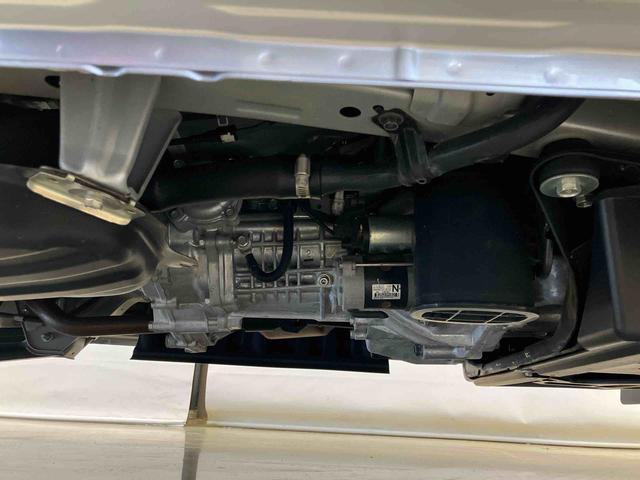 ハイゼットカーゴＤＸスマートアシスト付き　パートタイム４ＷＤ　ラジオ付き　衝突回避支援ブレーキ　誤発進抑制制御機能　オートライト・ハイビーム　パワーウィンドウ　両側スライドドア　ＭＴ車（鳥取県）の中古車