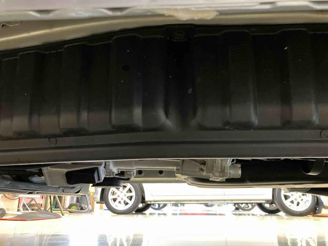 ハイゼットカーゴＤＸスマートアシスト付き　パートタイム４ＷＤ　ラジオ付き　衝突回避支援ブレーキ　誤発進抑制制御機能　オートライト・ハイビーム　パワーウィンドウ　両側スライドドア　ＭＴ車（鳥取県）の中古車