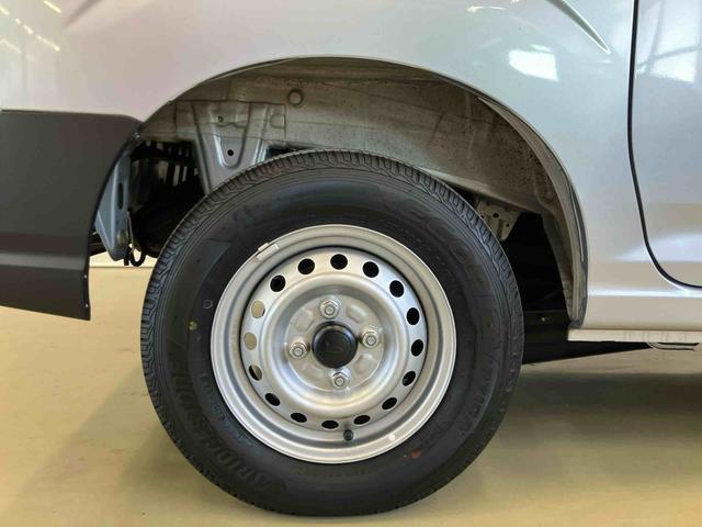 ハイゼットカーゴＤＸスマートアシスト付き　パートタイム４ＷＤ　ラジオ付き　衝突回避支援ブレーキ　誤発進抑制制御機能　オートライト・ハイビーム　パワーウィンドウ　両側スライドドア　ＭＴ車（鳥取県）の中古車