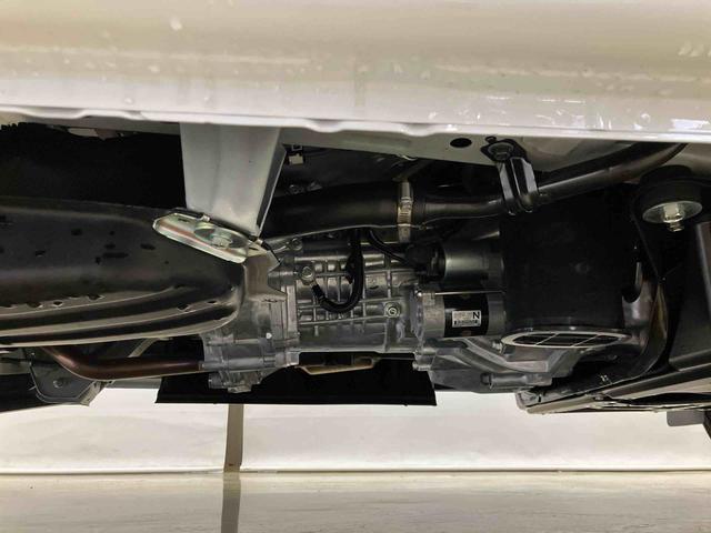 ハイゼットカーゴＤＸスマートアシスト付き　パートタイム４ＷＤ　ラジオ付き　衝突回避支援ブレーキ　誤発進抑制制御機能　オートライト・ハイビーム　パワーウィンドウ　両側スライドドア　ＭＴ車（鳥取県）の中古車