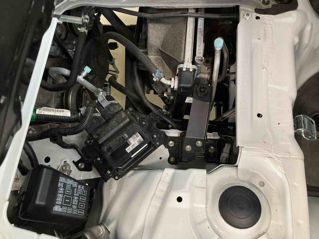 ハイゼットトラックジャンボＳＡIIIｔスマートアシスト付き　ＤＶＤチューナー付き　バックカメラ付き　荷台作業灯付き　衝突回避支援ブレーキ　パートタイム４ＷＤ　キーレスエントリー　マニュアルエアコン　マニュアルレベリング機能（鳥取県）の中古車