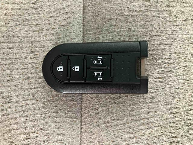 ムーヴキャンバスＸメイクアップリミテッド　ＳＡIIIスマートアシスト付き　ナビゲーションシステム付き　パノラマモニター付き　ドライブレコーダー付き　ステアリングスイッチ　両側電動スライドドア　キーフリーシステム　オートライト・ハイビーム（鳥取県）の中古車