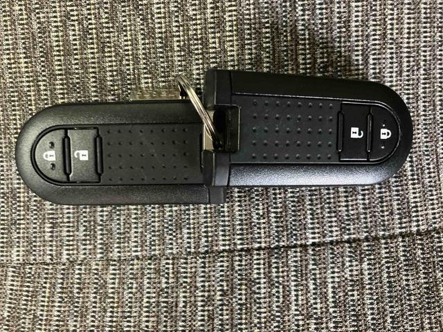 ミラトコットＧ　リミテッド　ＳＡIIIスマートアシスト付き　ＤＶＤチューナー付き　パノラマモニター付き　シートヒーター　キーフリーシステム　オートライト・ハイビーム　ステアリングスイッチ　電動格納ドアミラー　プッシュボタンスタート（鳥取県）の中古車