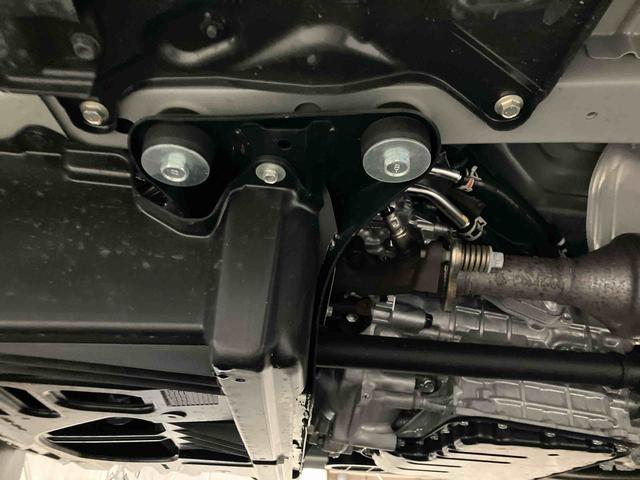 ハイゼットカーゴクルーズスマートアシスト付き　パートタイム４ＷＤ　キーフリーシステム　衝突回避支援ブレーキ　誤発進抑制制御機能　オートライト・ハイビーム　パワーウィンドウ　両側スライドドア　電動格納ドアミラー（鳥取県）の中古車