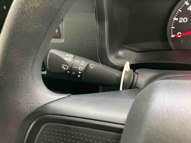 ハイゼットカーゴクルーズスマートアシスト付き　パートタイム４ＷＤ　衝突回避支援ブレーキ　誤発進抑制制御機能　オートライト・ハイビーム　パワーウィンドウ　両側スライドドア　ＭＴ車　キーレスエントリー（鳥取県）の中古車