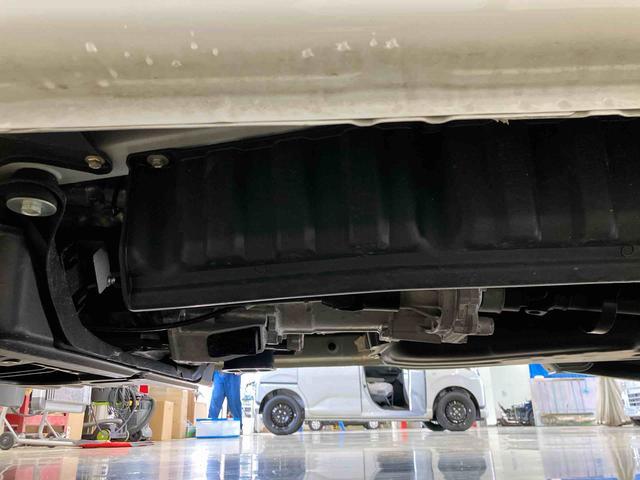 ハイゼットカーゴクルーズスマートアシスト付き　パートタイム４ＷＤ　衝突回避支援ブレーキ　誤発進抑制制御機能　オートライト・ハイビーム　パワーウィンドウ　両側スライドドア　ＭＴ車　キーレスエントリー（鳥取県）の中古車