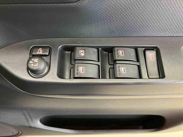 ミライースＸ　ＳＡIIIスマートアシスト付き　オートライト・ハイビーム　アイドリングストップ　コーナーセンサー　キーレスエントリー　衝突回避支援ブレーキ　誤発進抑制制御機能　電動格納ドアミラー（鳥取県）の中古車