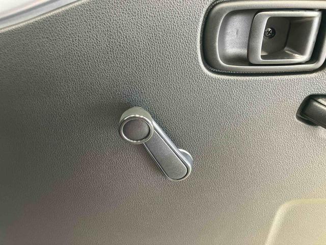 ハイゼットトラックスタンダードスマートアシスト付き パートタイム4WD ラジオ付き オートライト・ハイビーム 衝突回避支援ブレーキ 誤発進抑制制御機能 MT車 コーナーセンサー アイドリングストップ(鳥取県)の中古車