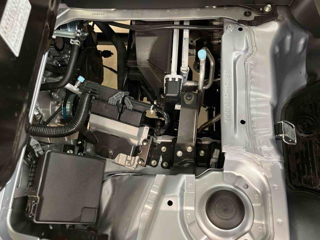 ハイゼットトラックスタンダードスマートアシスト付き パートタイム4WD ラジオ付き オートライト・ハイビーム 衝突回避支援ブレーキ 誤発進抑制制御機能 MT車 コーナーセンサー アイドリングストップ(鳥取県)の中古車