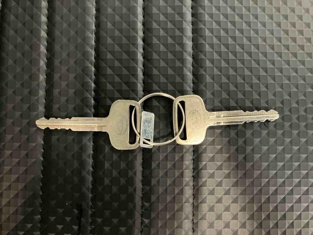 ハイゼットトラックスタンダードスマートアシスト付き パートタイム4WD ラジオ付き オートライト・ハイビーム 衝突回避支援ブレーキ 誤発進抑制制御機能 MT車 コーナーセンサー アイドリングストップ(鳥取県)の中古車