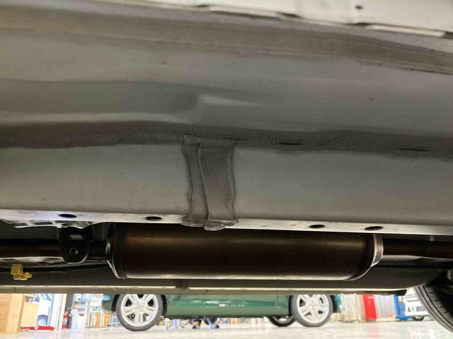 ムーヴキャンバスＸＣＤチューナー付き　後席両側スライドドア　アイドリングストップ　オートライト　キーフリーシステム　電動格納ドアミラー　２トーンカラー　オートエアコン　プッシュボタンスタート　マニュアルレベリング機能（鳥取県）の中古車