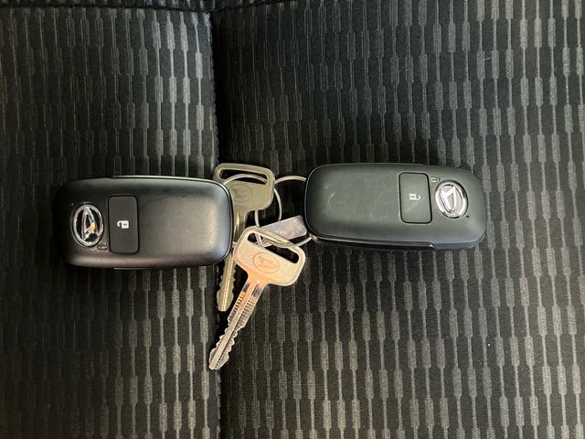 ハイゼットトラックジャンボエクストラスマートアシスト付き　パートタイム４ＷＤ　ディスプレイオーディオ付き　バックカメラ付き　オートライト・ハイビーム　衝突回避支援ブレーキ　誤発進抑制制御機能　コーナーセンサー　アイドリングストップ（鳥取県）の中古車