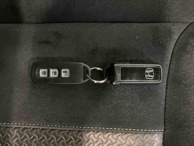 Ｎ−ＢＯＸカスタムＧ・Ｌホンダセンシングナビゲーションシステム付き　バックカメラ付き　ドライブレコーダー付き　ＥＴＣ付き　両側スライド・片側電動　オートライト　アダプティブクルーズコントロール　キーフリーシステム　ステアリングスイッチ（鳥取県）の中古車