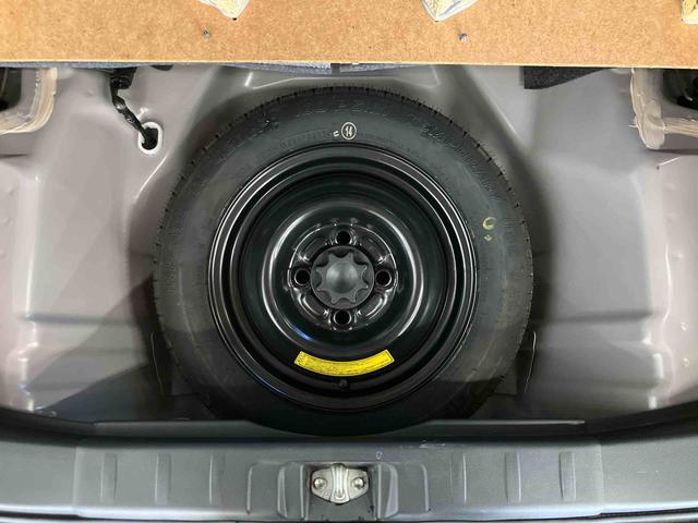 ミラココアココアプラスＧナビゲーションシステム付き　バックカメラ付き　スペアタイヤ付き　キーフリーシステム　電動格納ドアミラー　パワーウィンドウ　オートエアコン　マニュアルレベリング機能　フォグランプ付き（鳥取県）の中古車