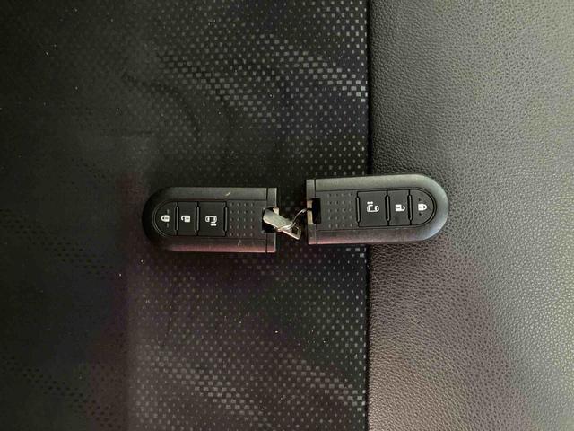 タントカスタムＸ　トップエディションＳＡIIスマートアシスト付き　ナビゲーションシステム付き　バックカメラ付き　両側スライド・片側電動　オートライト　オートエアコン　キーフリーシステム　電動格納ドアミラー　ステアリングスイッチ（鳥取県）の中古車