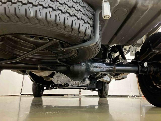 ハイゼットトラックスタンダードスマートアシスト付き　パートタイム４ＷＤ　ラジオ付き　オートライト・ハイビーム　衝突回避支援ブレーキ　誤発進抑制制御機能　ＭＴ車　コーナーセンサー　アイドリングストップ（鳥取県）の中古車