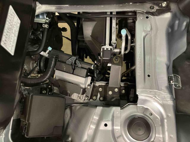 ハイゼットトラックスタンダードスマートアシスト付き　パートタイム４ＷＤ　ラジオ付き　オートライト・ハイビーム　衝突回避支援ブレーキ　誤発進抑制制御機能　ＭＴ車　コーナーセンサー　アイドリングストップ（鳥取県）の中古車