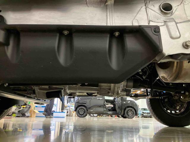 ハイゼットトラックスタンダードスマートアシスト付き　パートタイム４ＷＤ　ラジオ付き　オートライト・ハイビーム　衝突回避支援ブレーキ　誤発進抑制制御機能　ＭＴ車　コーナーセンサー　アイドリングストップ（鳥取県）の中古車