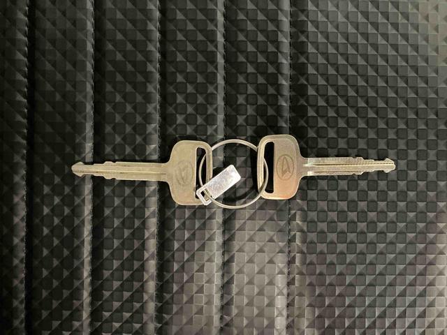 ハイゼットトラックスタンダードスマートアシスト付き　パートタイム４ＷＤ　ラジオ付き　オートライト・ハイビーム　衝突回避支援ブレーキ　誤発進抑制制御機能　ＭＴ車　コーナーセンサー　アイドリングストップ（鳥取県）の中古車