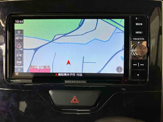 タントカスタムX トップエディションSAIIIダイハツ認定中古車 スマートアシスト付き 衝突被害軽減ブレーキ 前後誤発進抑制制御機能 キーフリーシステム プッシュスタート オートエアコン パワーボタン 電動ドアミラー ステアリングスイッチ(鳥取県)の中古車