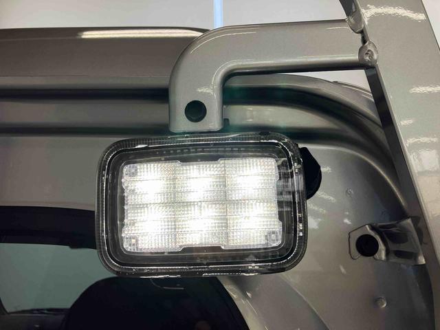 ハイゼットトラックジャンボエクストラスマートアシスト付き　パートタイム４ＷＤ　荷台作業灯　オートライト・ハイビーム　衝突回避支援ブレーキ　誤発進抑制制御機能　コーナーセンサー　アイドリングストップ　キーフリーシステム　電動格納ドアミラー（鳥取県）の中古車