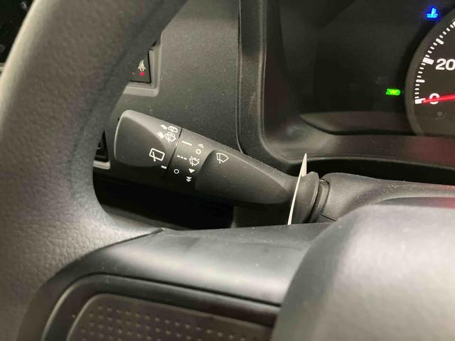 ハイゼットカーゴクルーズスマートアシスト付き　パートタイム４ＷＤ　ラジオ付き　衝突回避支援ブレーキ　誤発進抑制制御機能　オートライト・ハイビーム　パワーウィンドウ　両側スライドドア　電動格納ドアミラー（鳥取県）の中古車