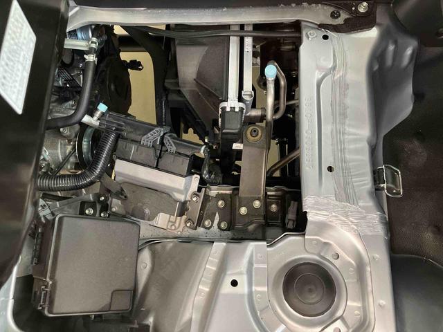 ハイゼットトラックスタンダードスマートアシスト付き　パートタイム４ＷＤ　ラジオ付き　オートライト・ハイビーム　衝突回避支援ブレーキ　誤発進抑制制御機能　コーナーセンサー　アイドリングストップ（鳥取県）の中古車
