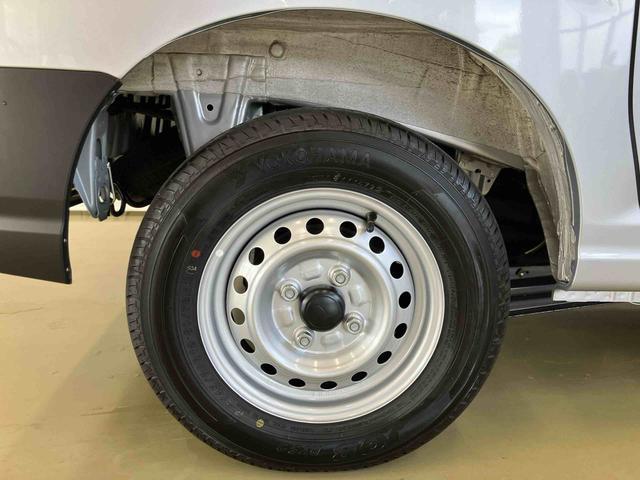 ハイゼットカーゴＤＸスマートアシスト付き　ＭＴ車　パートタイム４ＷＤ　ラジオ付き　衝突回避支援ブレーキ　誤発進抑制制御機能　オートライト・ハイビーム　パワーウィンドウ　両側スライドドア（鳥取県）の中古車