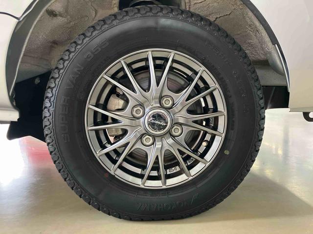 ハイゼットトラックスタンダードＳＡIIIｔスマートアシスト付き　ラジオ付き　パートタイム４ＷＤ　マニュアルエアコン　マニュアルレベリング機能　衝突回避支援ブレーキ　荷台ゴムマット　アルミホイール（鳥取県）の中古車