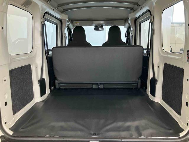 ハイゼットカーゴスペシャルスマートアシスト付き　パートタイム４ＷＤ　ラジオ付き　衝突回避支援ブレーキ　誤発進抑制制御機能　オートライト・ハイビーム　パワーウィンドウ　両側スライドドア（鳥取県）の中古車