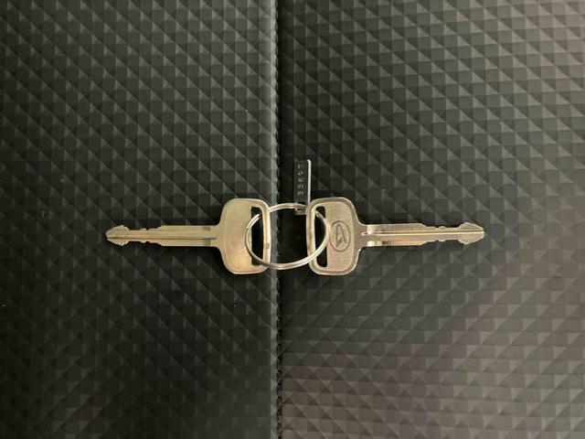 ハイゼットカーゴスペシャルスマートアシスト付き　パートタイム４ＷＤ　ラジオ付き　衝突回避支援ブレーキ　誤発進抑制制御機能　オートライト・ハイビーム　パワーウィンドウ　両側スライドドア（鳥取県）の中古車