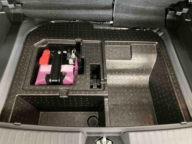 ロッキープレミアムＧ　ＨＥＶスマートアシスト付き　ＨＥＶ車　パノラマカメラ付き　ディスプレイオーディオ付き　ドライブレコーダー付き　オートライト・ハイビーム　ステアリングスイッチ　アダプティブクルーズコントロール　シートヒーター（鳥取県）の中古車