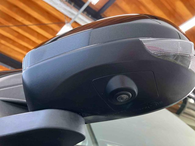 ロッキープレミアムＧ　ＨＥＶスマートアシスト付き　ＨＥＶ車　パノラマカメラ付き　ディスプレイオーディオ付き　ドライブレコーダー付き　オートライト・ハイビーム　ステアリングスイッチ　アダプティブクルーズコントロール　シートヒーター（鳥取県）の中古車