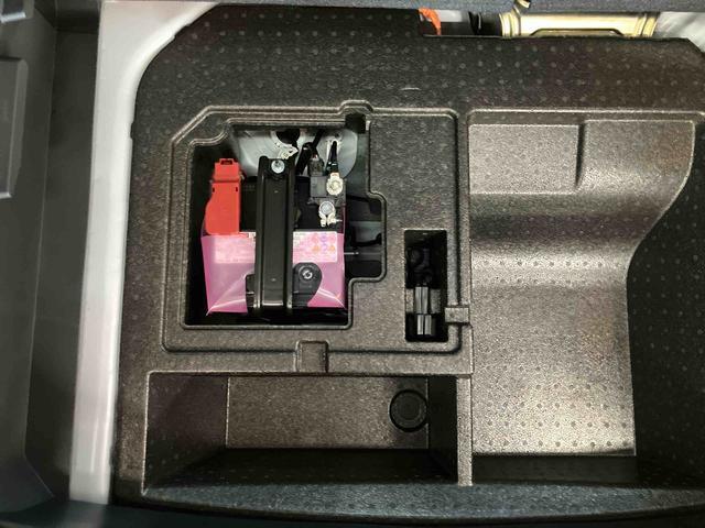 ロッキープレミアムＧ　ＨＥＶスマートアシスト付き　ＨＥＶ車　ディスプレイオーディオ付き　パノラマカメラ付き　ドライブレコーダー付き　オートライト・ハイビーム　ステアリングスイッチ　アダプティブクルーズコントロール　シートヒーター（鳥取県）の中古車