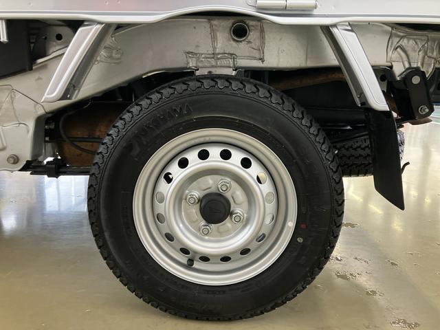 ハイゼットトラックスタンダードスマートアシスト付き　パートタイム４ＷＤ　ラジオ付き　オートライト・ハイビーム　衝突回避支援ブレーキ　誤発進抑制制御機能　ＭＴ車　コーナーセンサー　アイドリングストップ（鳥取県）の中古車
