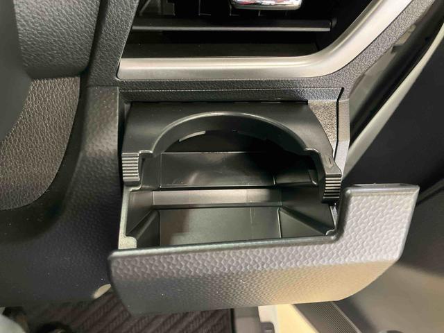 トールカスタムＧスマートアシスト付き　ディスプレイオーディオ付き　パノラマモニター付き　アダプティブクルーズコントロール　両側電動スライドドア　キーフリーシステム　ステアリングスイッチ　　オートライト・ハイビーム（鳥取県）の中古車