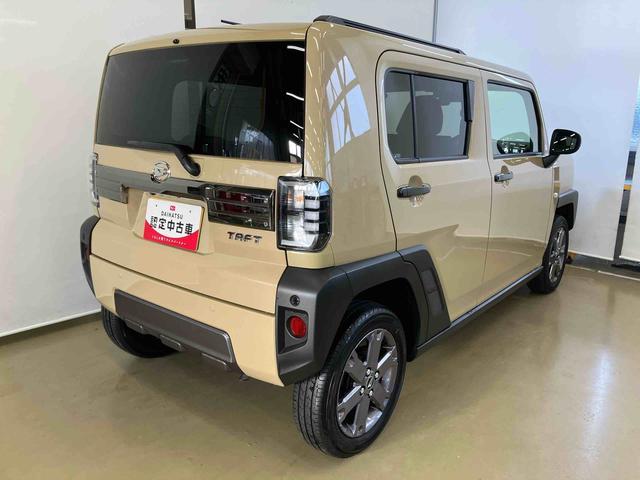 タフト 中古車 Ｇ　ダーククロムベンチャースマートアシスト付き　シートヒーター　スカイフィールトップ　電動パーキングブレーキ　コーナーセンサー　オートライト・ハイビーム　ＬＥＤヘッドランプ　キーフリー　アルミホイール