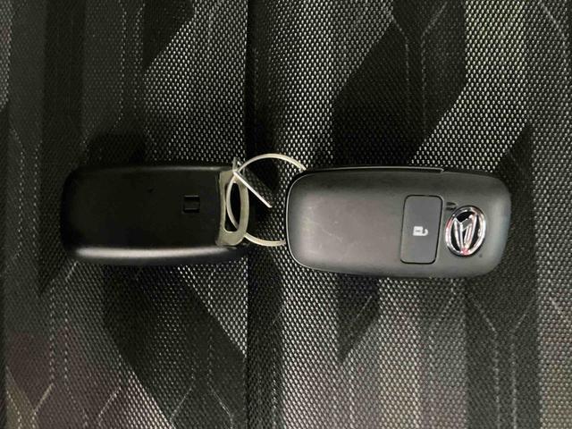 タフトG ダーククロムベンチャースマートアシスト付き シートヒーター スカイフィールトップ 電動パーキングブレーキ コーナーセンサー オートライト・ハイビーム LEDヘッドランプ キーフリー アルミホイール(鳥取県)の中古車