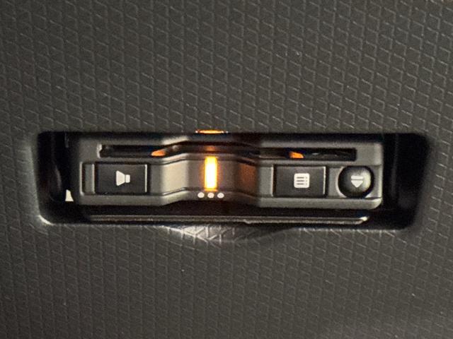 タントカスタムＸ　ナビ　ドライブレコーダー　ＥＴＣ車載器ＬＥＤオートライト　パワースライドドアウェルカムオープン機能　オート電動格納式ドアミラー　助手席ロングスライド　助手席イージークローザー　アルミホイール　キーフリーシステム（広島県）の中古車